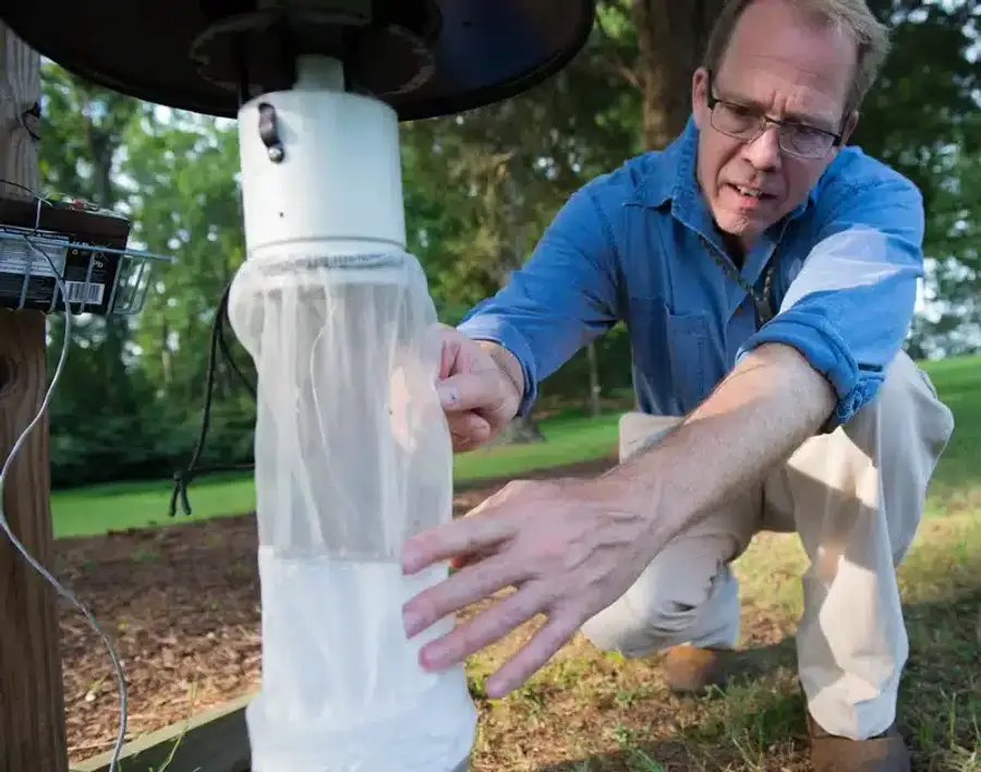 Pest control equipment staging