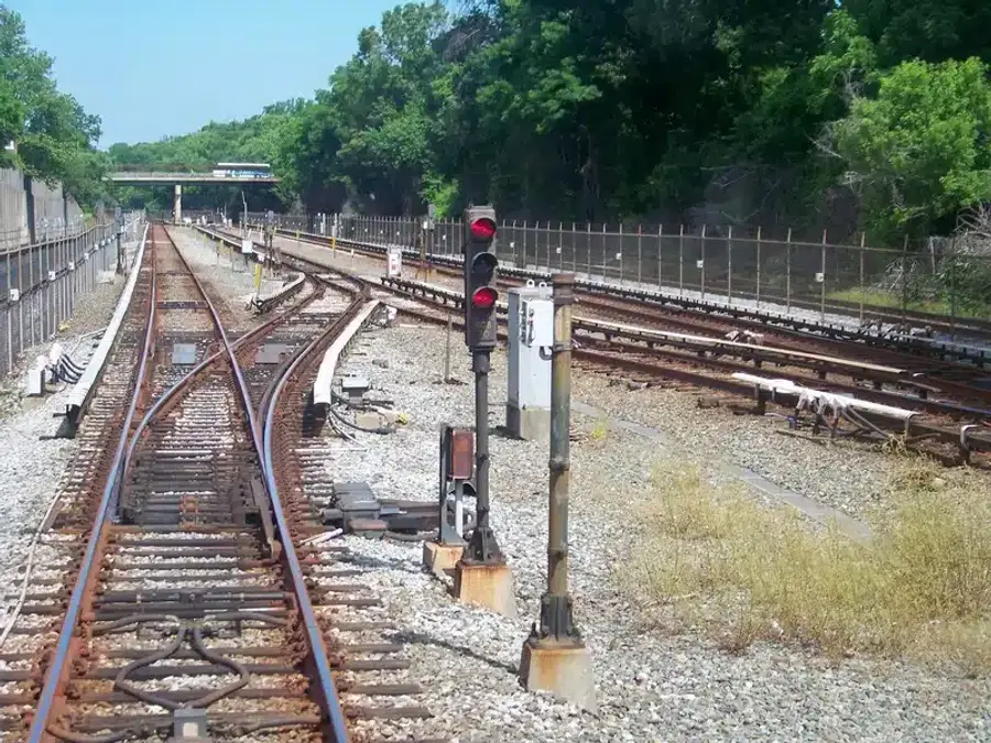 Railroad tracks with signal lights
