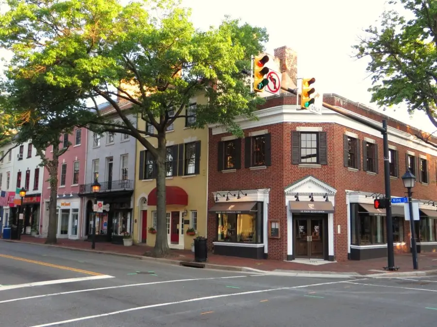 Town Alexandria Virginia